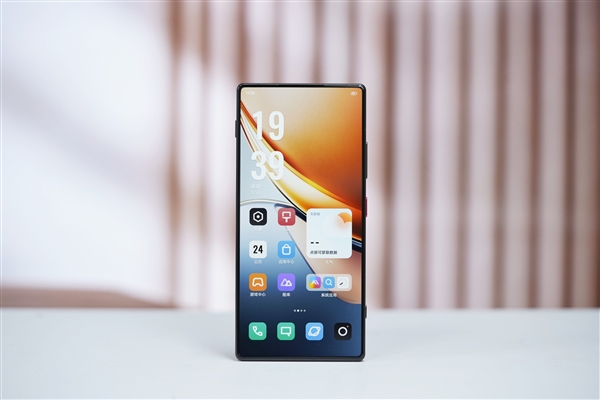 第二代驍龍8 Elite真全面屏！努比亞Z80 Ultra首曝：沿用1.5K無孔屏